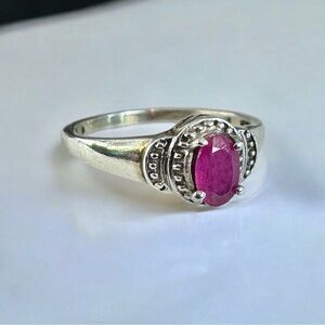 🩷Vintage Natural Ruby Sterling Silver Ring (7.5)